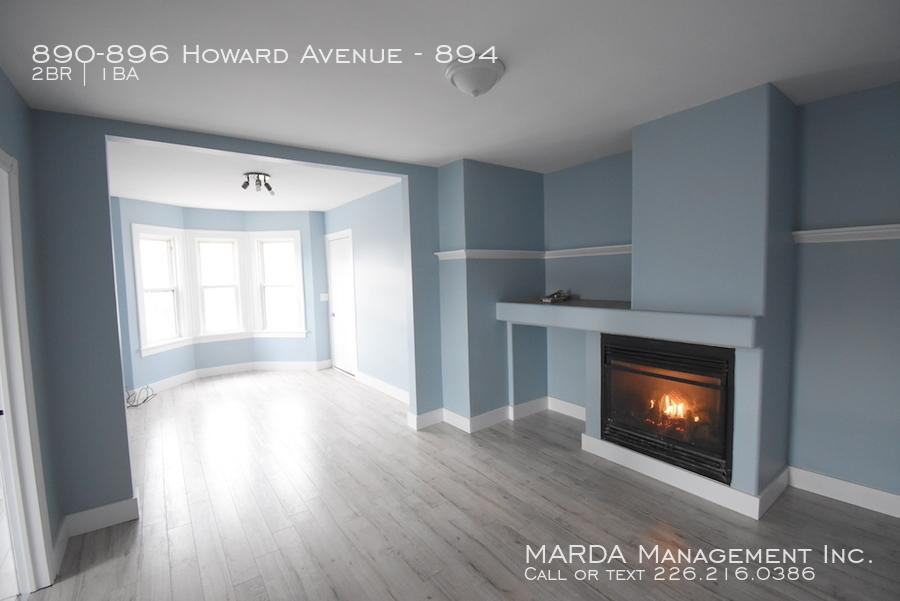 890 Howard Ave - Photo 2 of 14
