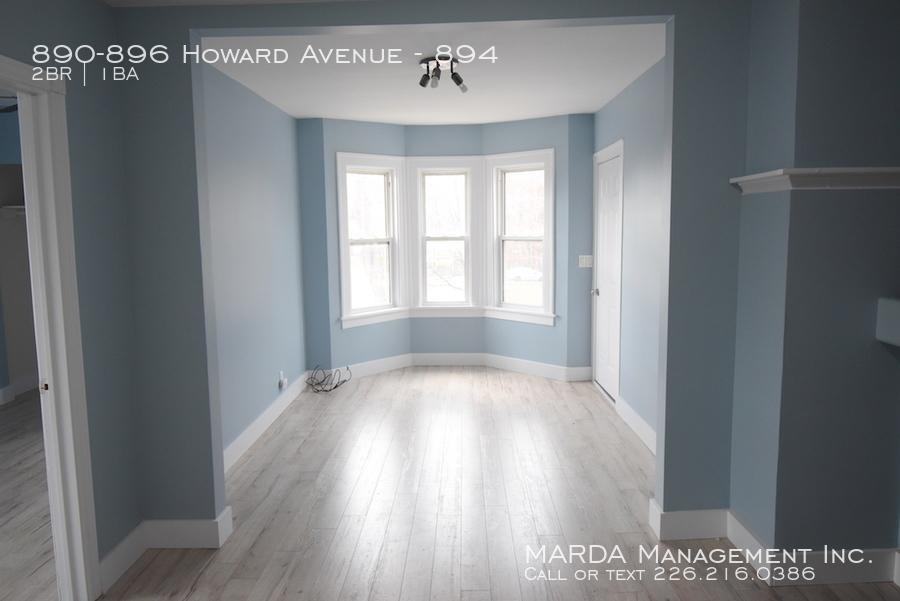 890 Howard Ave - Photo 3 of 14