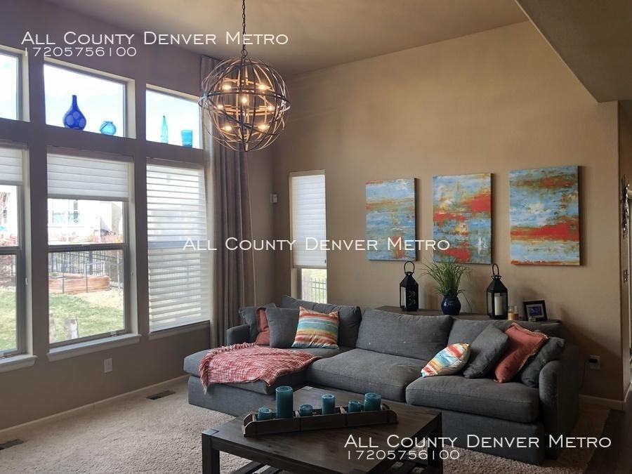 15155 W Washburn Ave - Photo 2 of 15