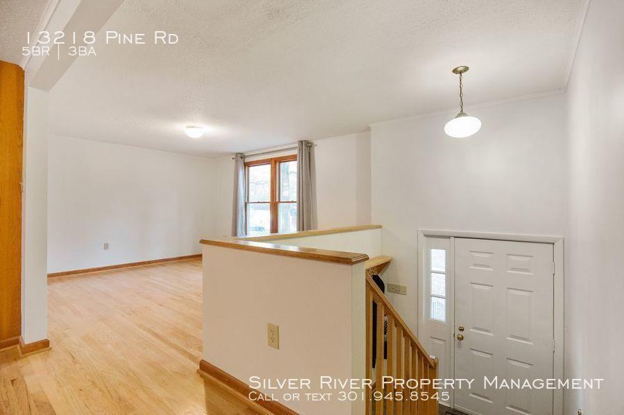 13218 Pine Rd - Photo 2 of 29