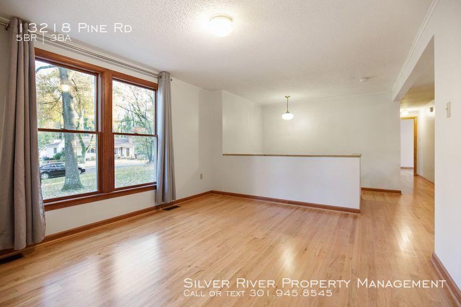 13218 Pine Rd - Photo 3 of 29