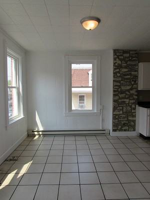 115 N Reservoir St #B - Photo 3 of 8