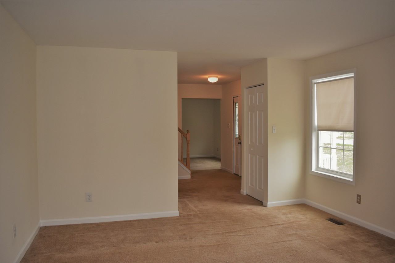 2311 Old Gate Ct - Photo 3 of 16