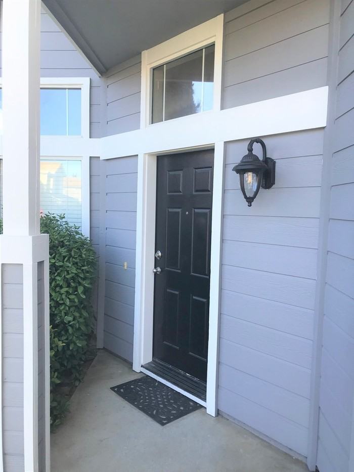 4922 Juniper Hill Pl - Photo 2 of 40