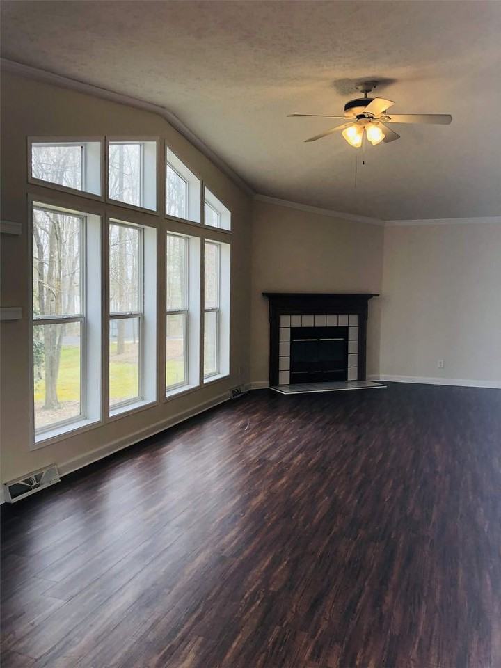 15109 Poplar Ct - Photo 2 of 33