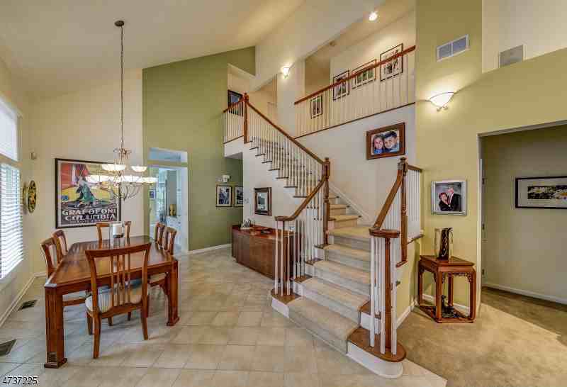 20 Conklin Ct - Photo 3 of 20