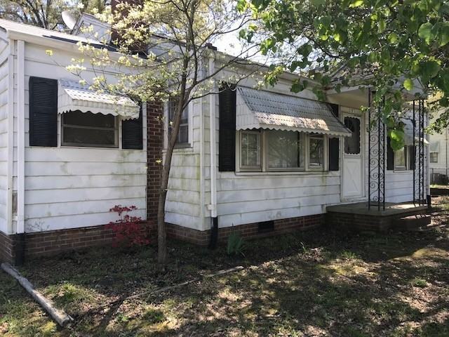 2107 Concord Lake Rd - Photo 2 of 15