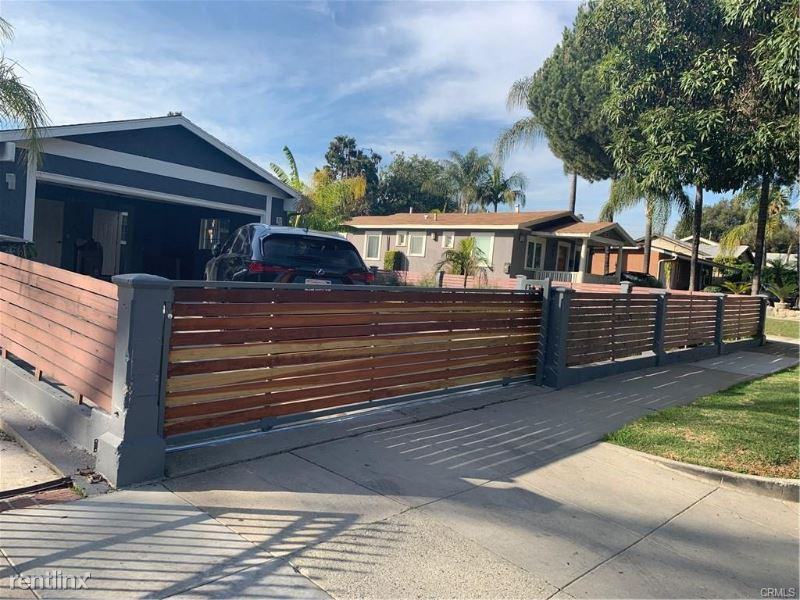 949 N Wilson Ave - Photo 3 of 17