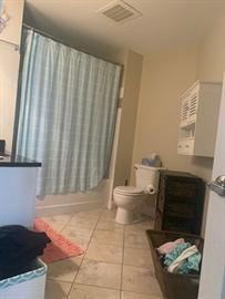 10 Seaport Dr - Photo 2 of 8