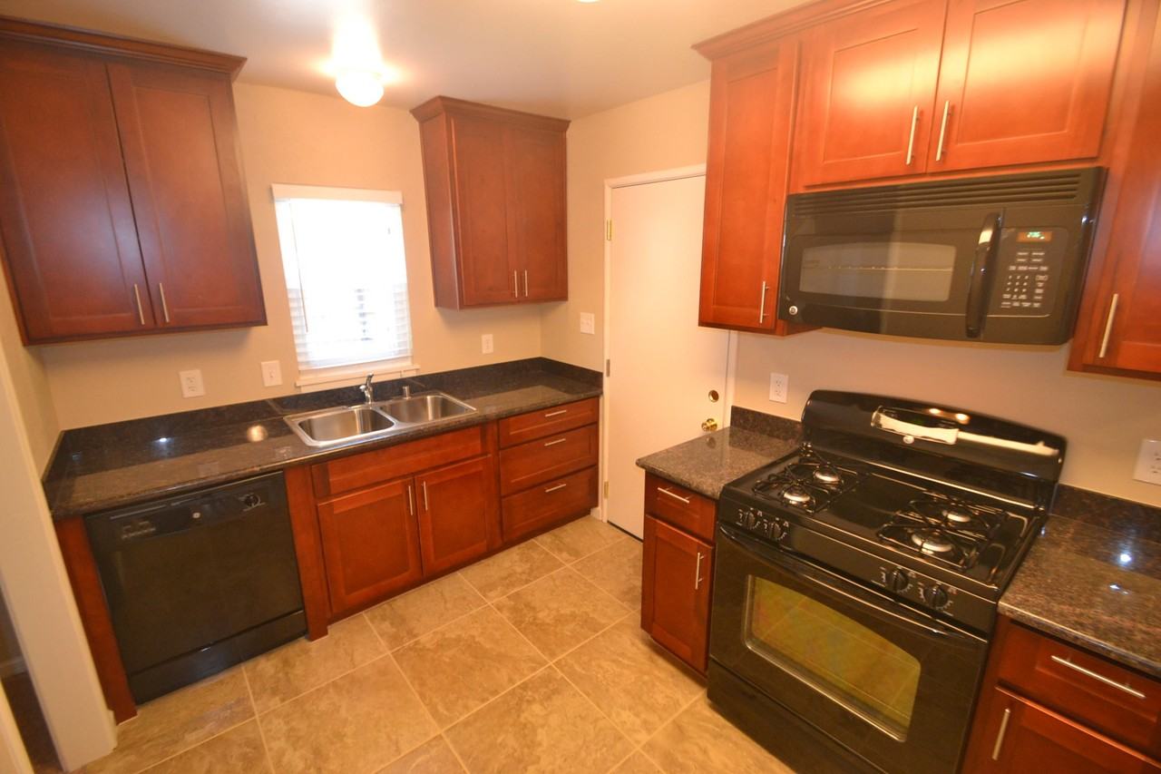 5680 23rd St - Photo 2 of 14