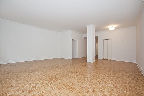 475 Park Ave #4D - Photo 2 of 7