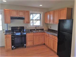 17 19 Erie St 1r Lynn Ma 01902 2 Bedroom Apartment For