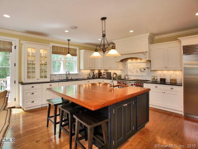 20 Grassy Plains Road - Photo 2 of 16