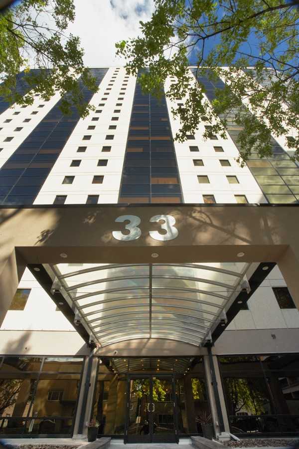 Hargrave Place Apartments for Rent 33 Hargrave St, Winnipeg, MB R3C