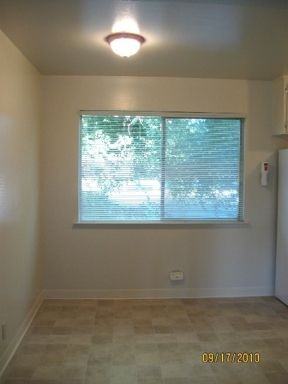 5751 Almaden Rd - Photo 3 of 7