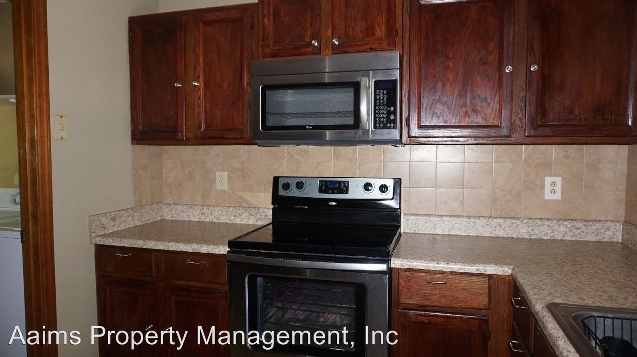 524 Randolph Ave - Photo 3 of 37