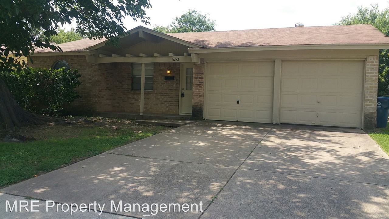 1652 Americana Blvd - Photo 2 of 9