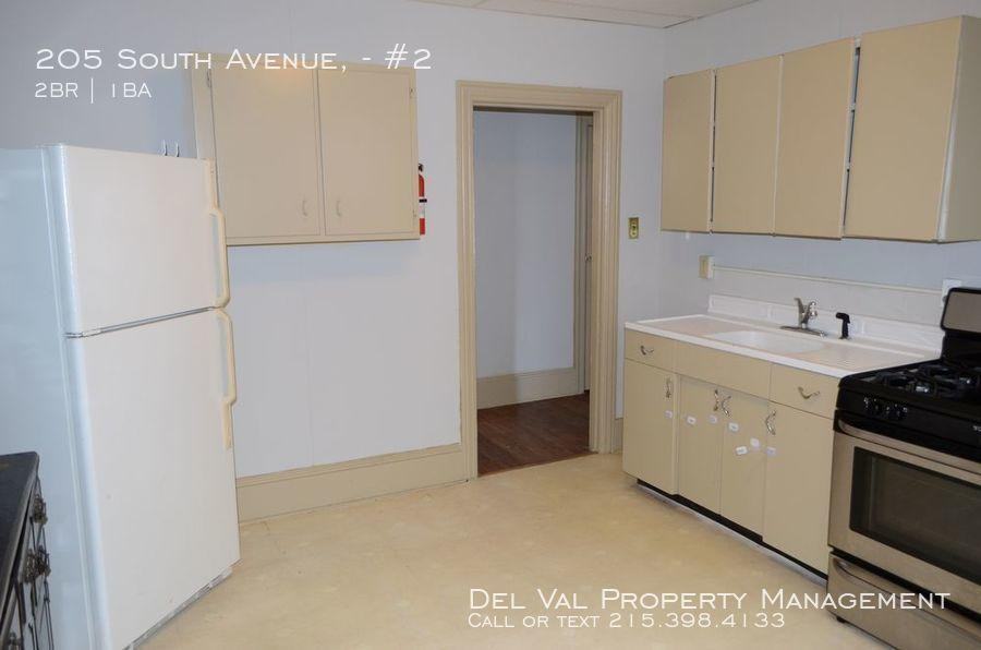 205 South Ave - Photo 2 of 8