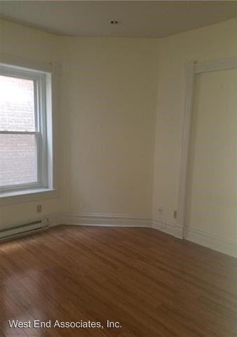 213 N 4th St - Photo 3 of 10