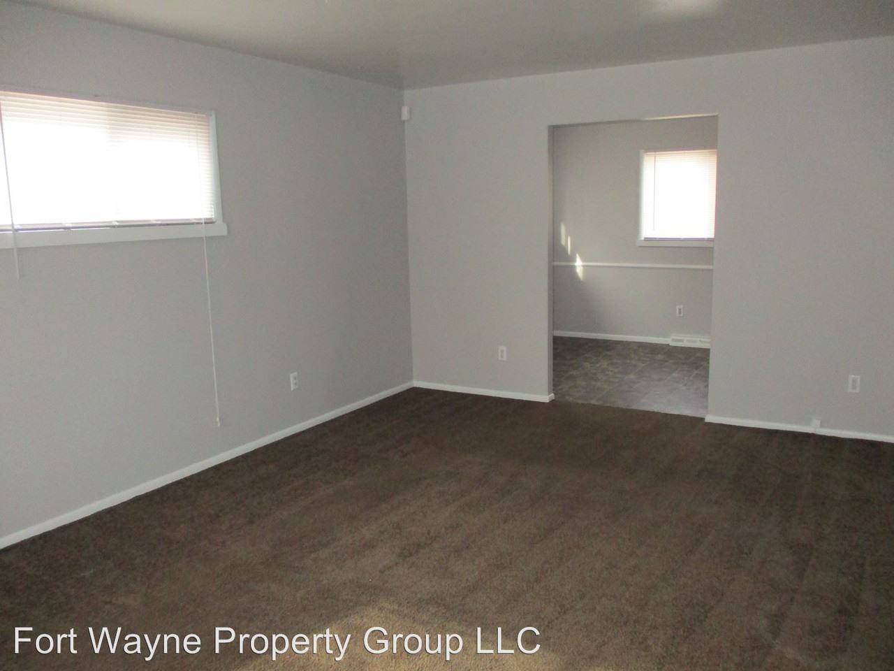 4042 Euclid Ave - Photo 3 of 14