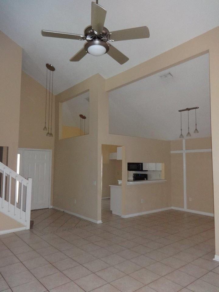 24302 Painter Dr - Photo 2 of 20