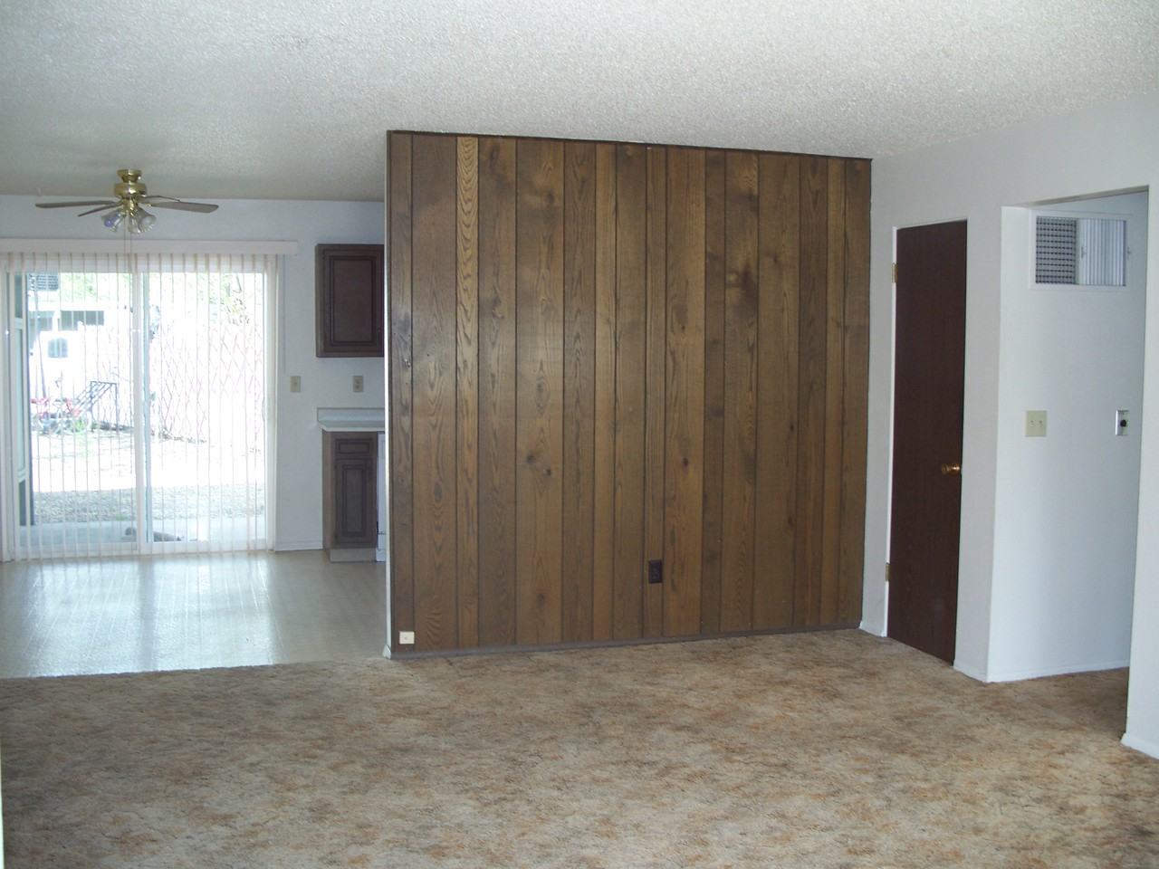 None Cedar Circle Apts - Photo 2 of 6