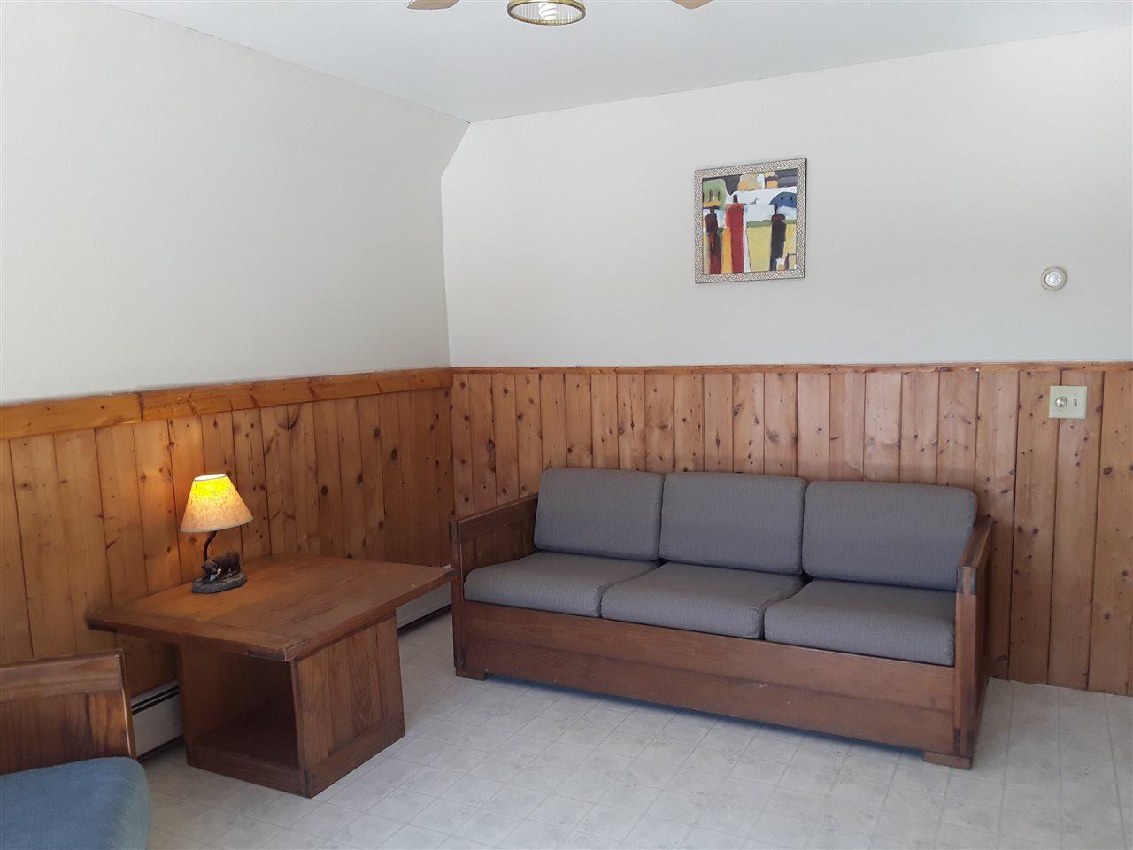 1150 10 Mile Square Rd - Photo 3 of 14