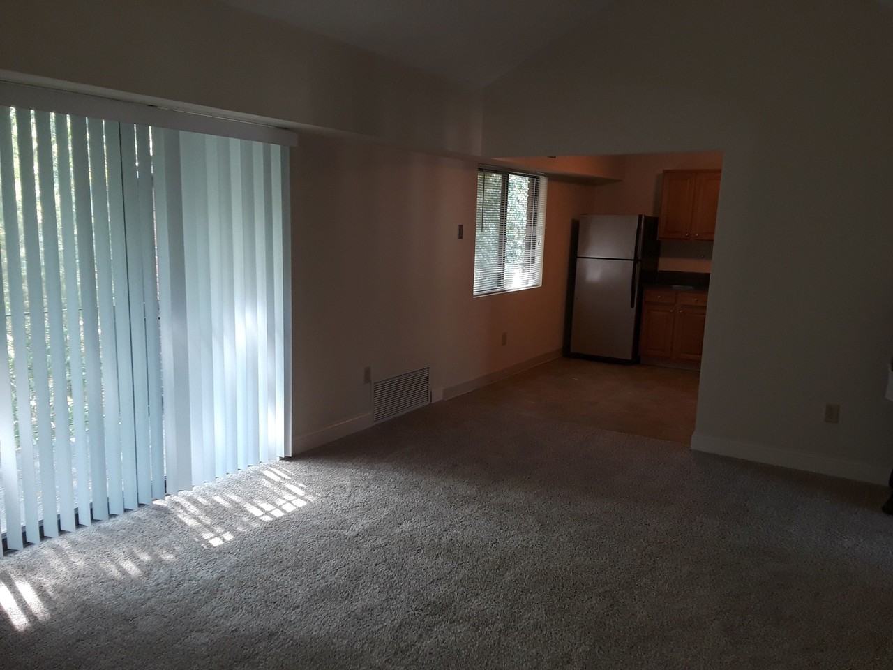 530 Skyline Dr. 26 - Photo 2 of 11