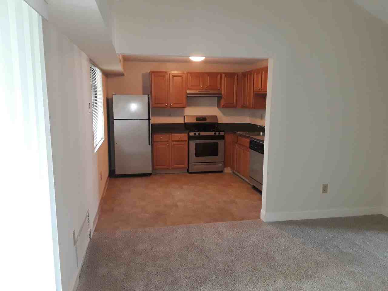 310 Skyline Dr 8 - Photo 2 of 12