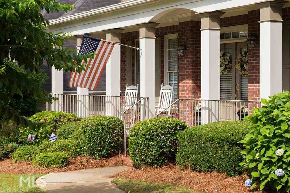 4218 Cheltingham Ln SE - Photo 3 of 23