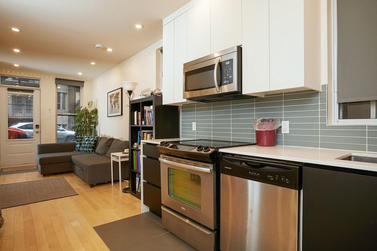 4452 Avenue de l'Hôtel-de-Ville - Photo 2 of 10