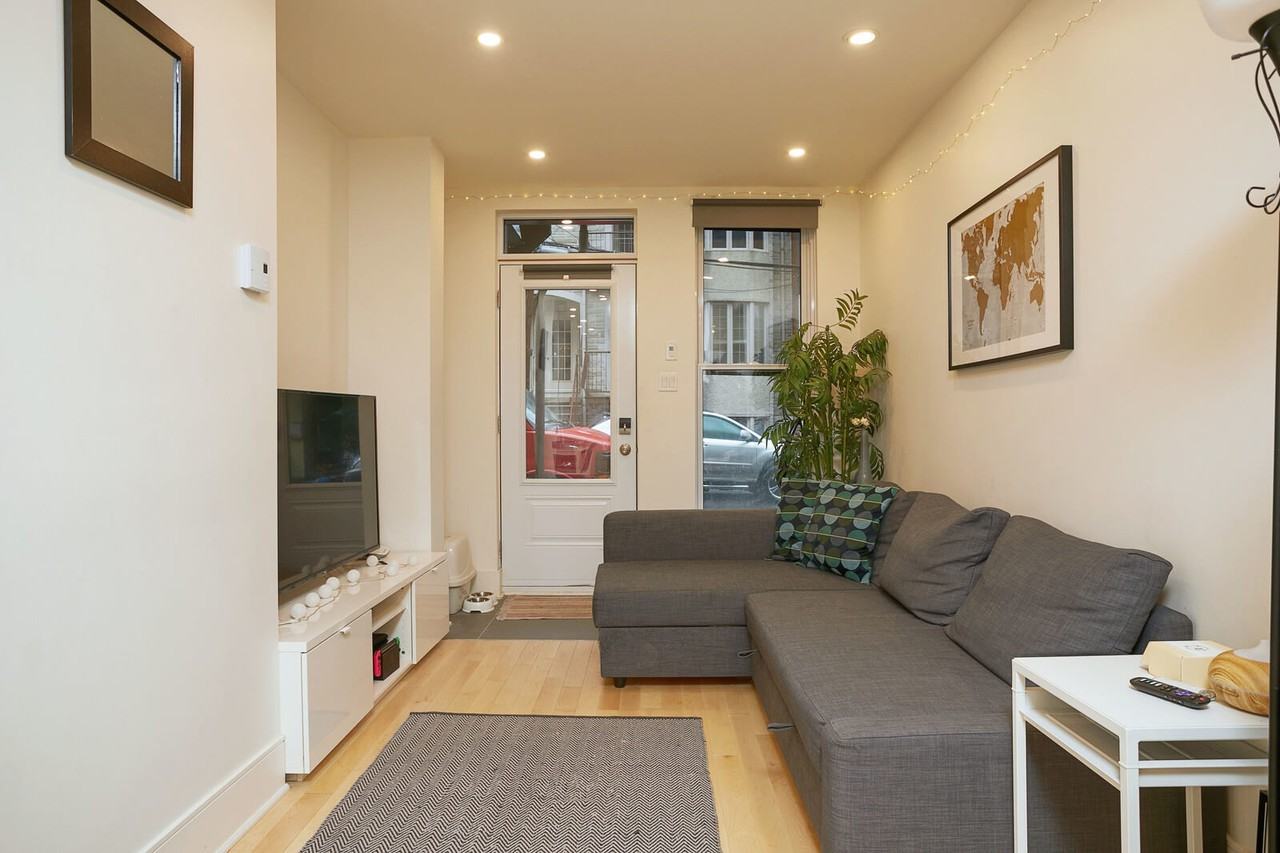 4452 Avenue de l'Hôtel-de-Ville - Photo 3 of 10