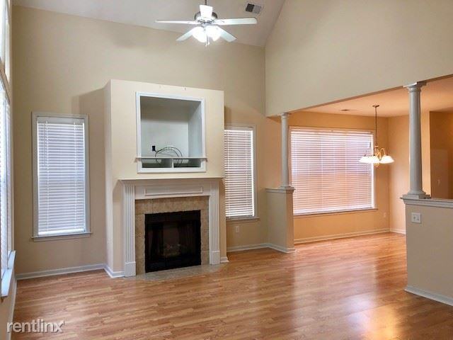 1324 Island Shore Dr - Photo 3 of 19