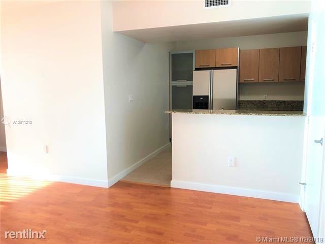 METROPOLIS II AT DADELAND - Photo 3 of 30