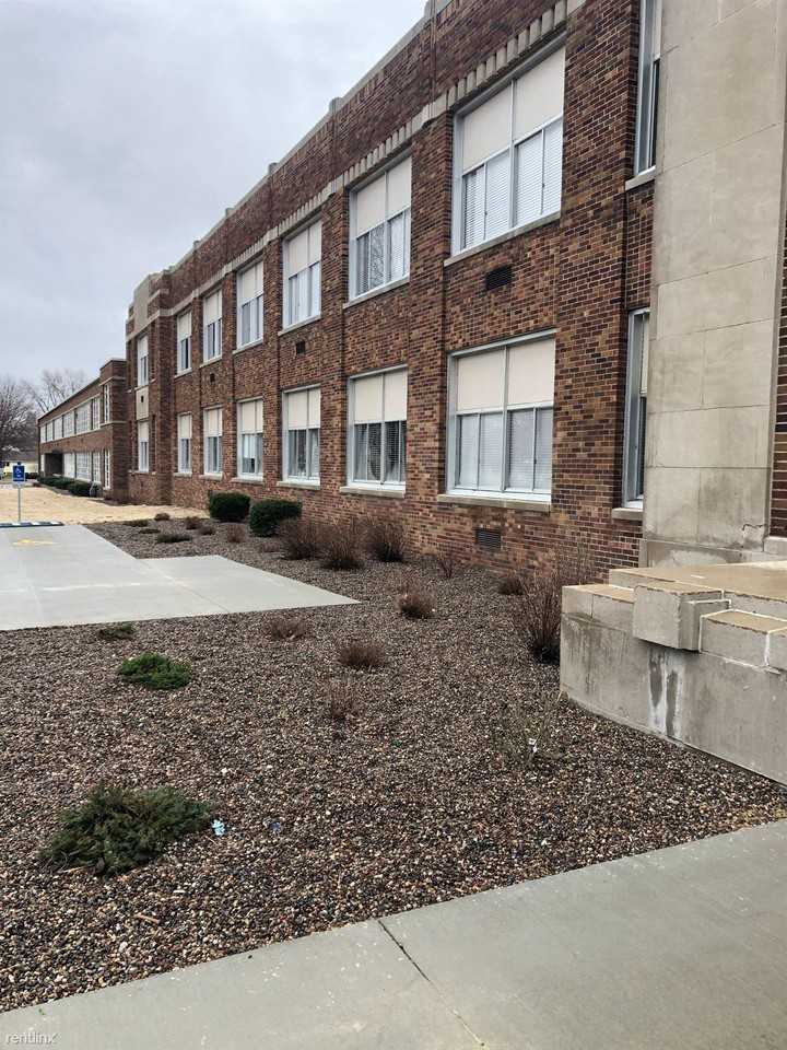 Washington Senior Homes Apartments 751 2nd Ave S, Clinton, IA 52732