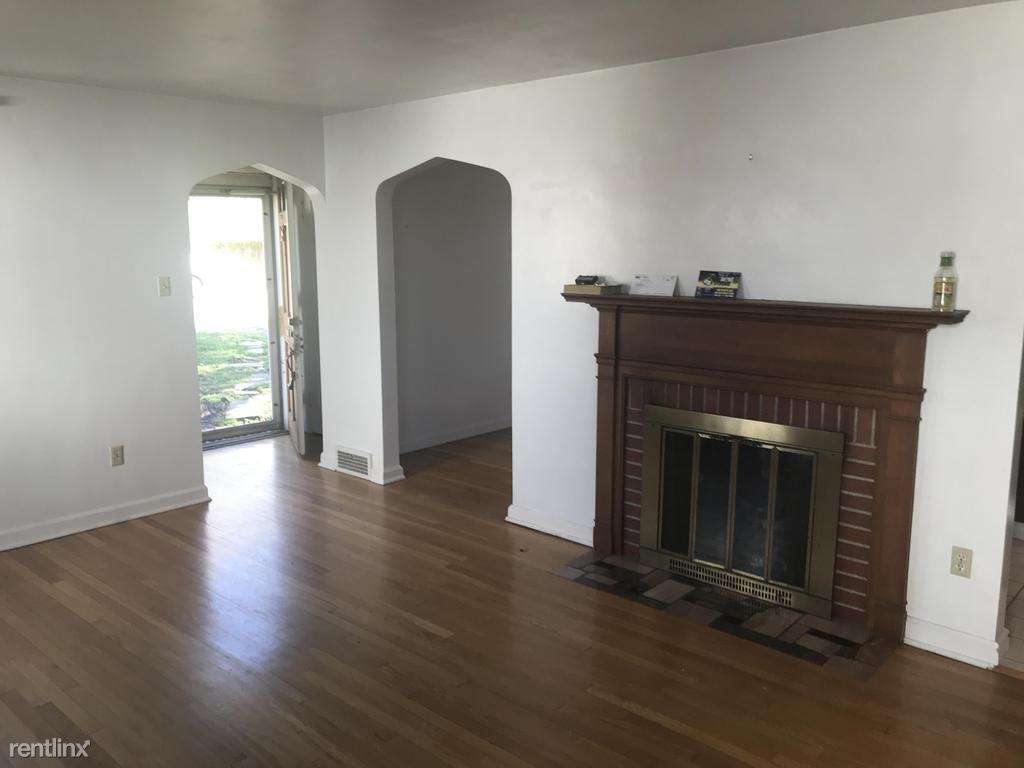 18 N Grandview Ave - Photo 3 of 13