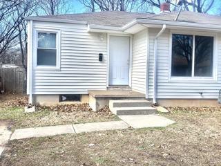 2037 S Emporia St Wichita Ks 67211 2 Bedroom House For