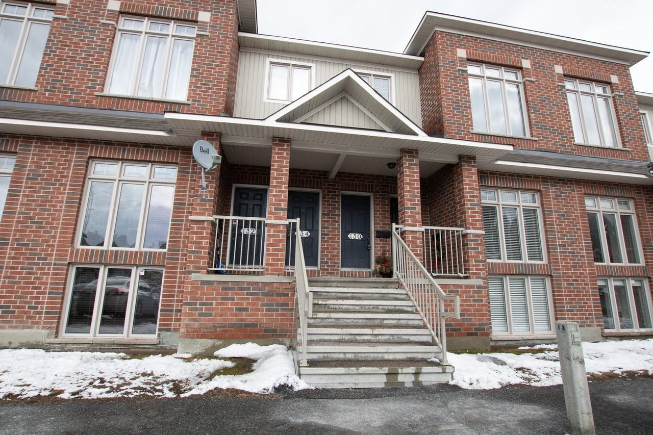 1512 Walkley Road 130, Ottawa, ON K1V 2L1 2 Bedroom Condo for Rent for