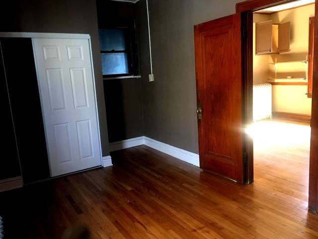 1627 S 49th Ave #2 - Photo 3 of 6