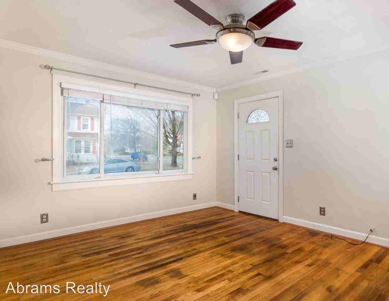 8014 Moose Ave - Photo 3 of 12
