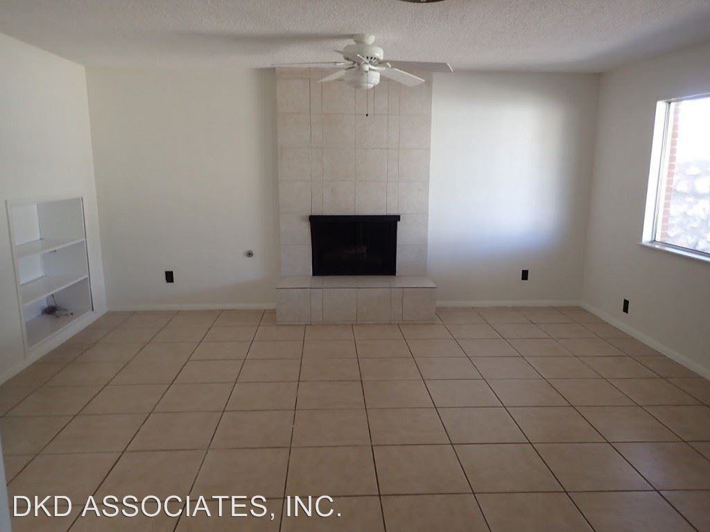 8401 Parade Ln - Photo 2 of 21