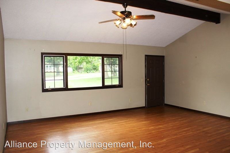 3313 Frontier Cir - Photo 3 of 26