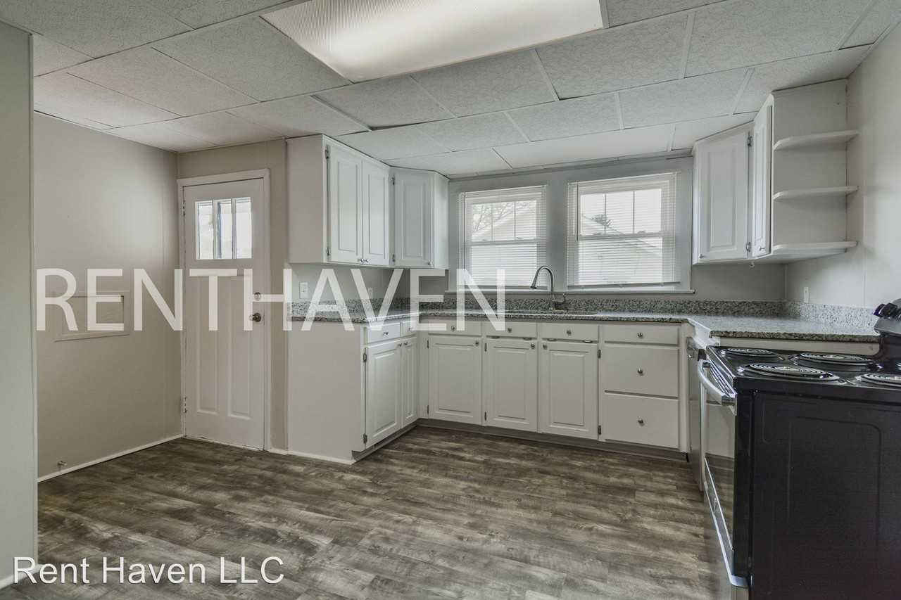 59 Main St - Photo 3 of 16