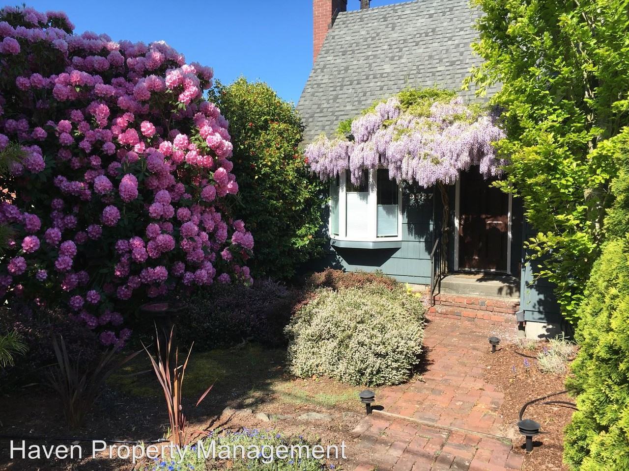 9327 45th Ave SW - Photo 2 of 41