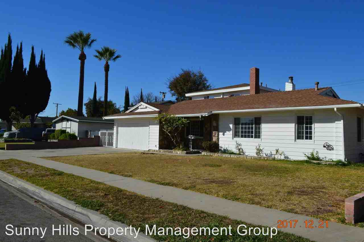 1311 S Evanwood Ave - Photo 2 of 17