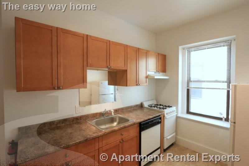 894 Massachusetts Ave