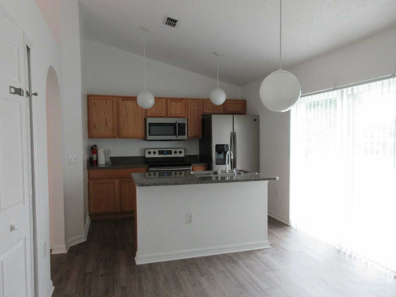 2110 Whispering Trails Blvd - Photo 3 of 7