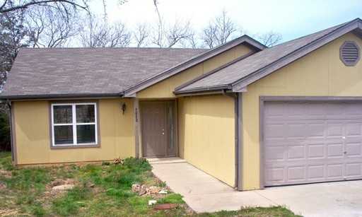 5070 Greenwood Dr - Photo 2 of 7