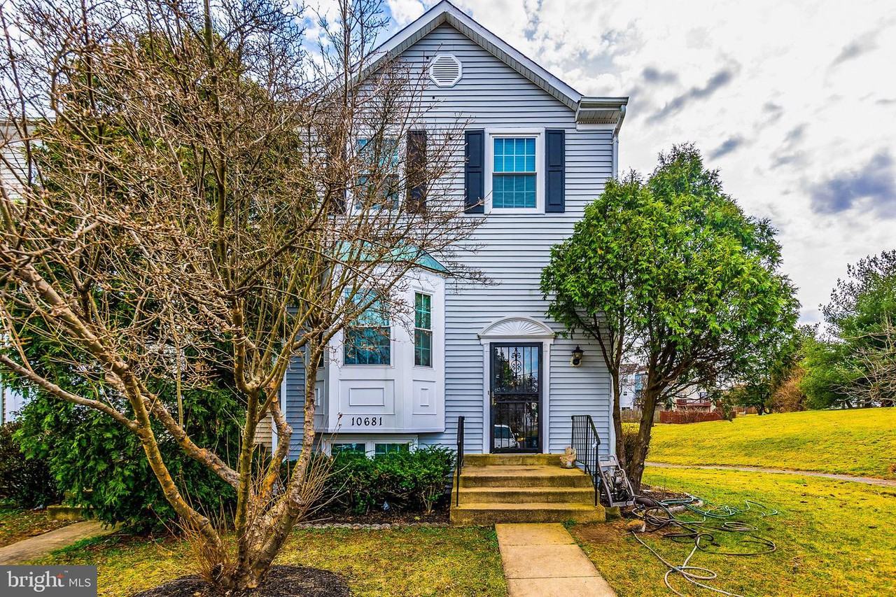 10681 Campus Way S - Photo 2 of 35