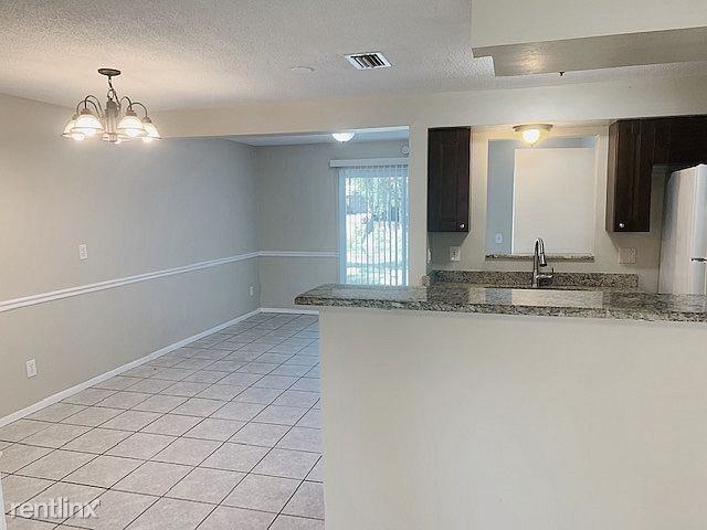 1588 Eunice Ln - Photo 3 of 10